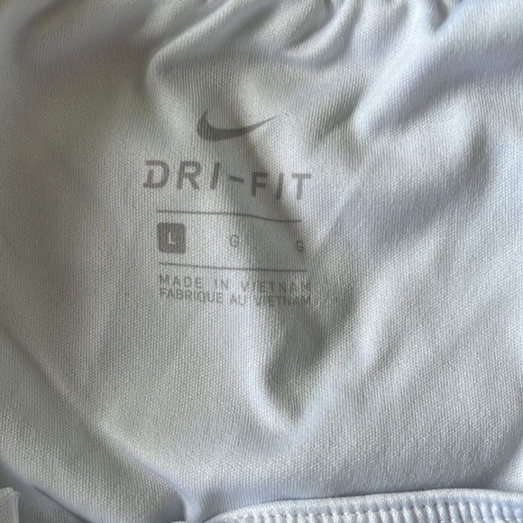 Nike Dri-fit gray running shorts - Picture 3 of 3